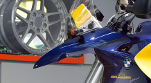 Cockpitabdeckung f�rs Motorrad