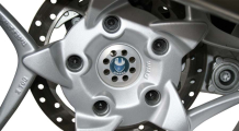 BMW K1300S Radachsabd. m. Emblem