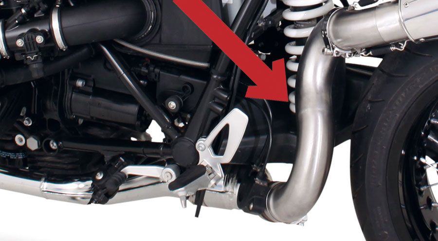 BMW R nine T Edelstahl Verbindungsrohr hochgezogen