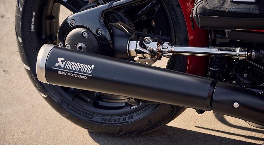 BMW R 18 Akrapovic Endschalldämpfer