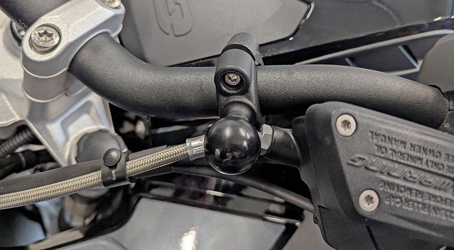 BMW R1200GS (04-12), R1200GS Adv (05-13) & HP2 RAM-Ball-Halterung für Rohrlenker