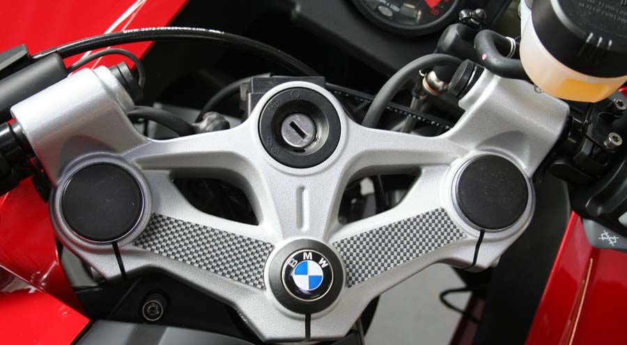 BMW F800S, F800ST & F800GT Gabelbrückenschutzpad