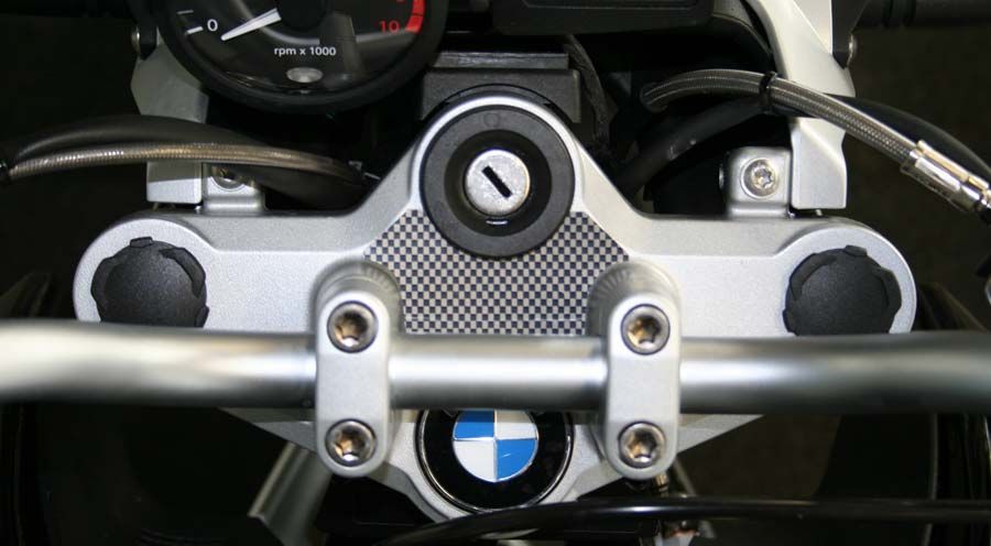 BMW R1200R (2005-2014) Gabelbrückenschutzpad
