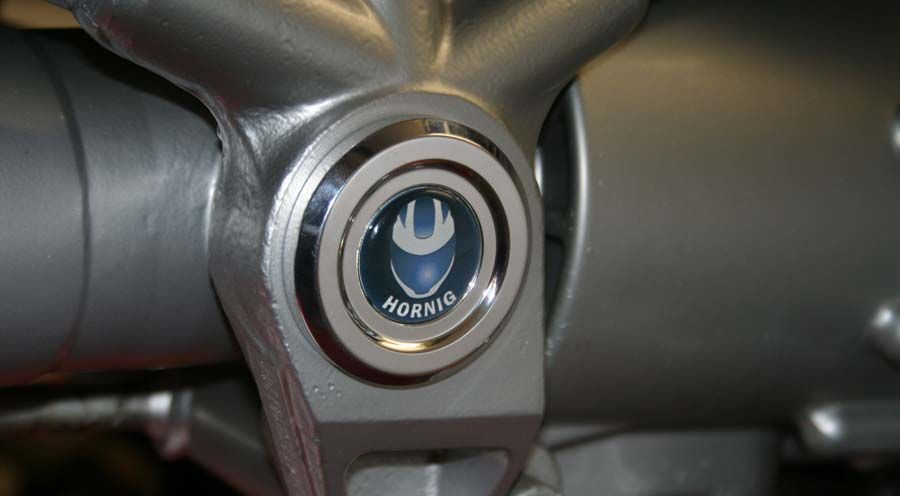 BMW R850C, R1200C Schwingenlagerabdeckung