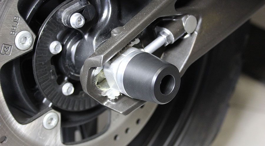 BMW G 310 R Sturzpads Schwinge