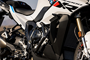 BMW Motorrad präsentiert die neue S1000XR