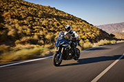 BMW Motorrad präsentiert die neue S1000XR