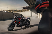 Die neue BMW R1300R