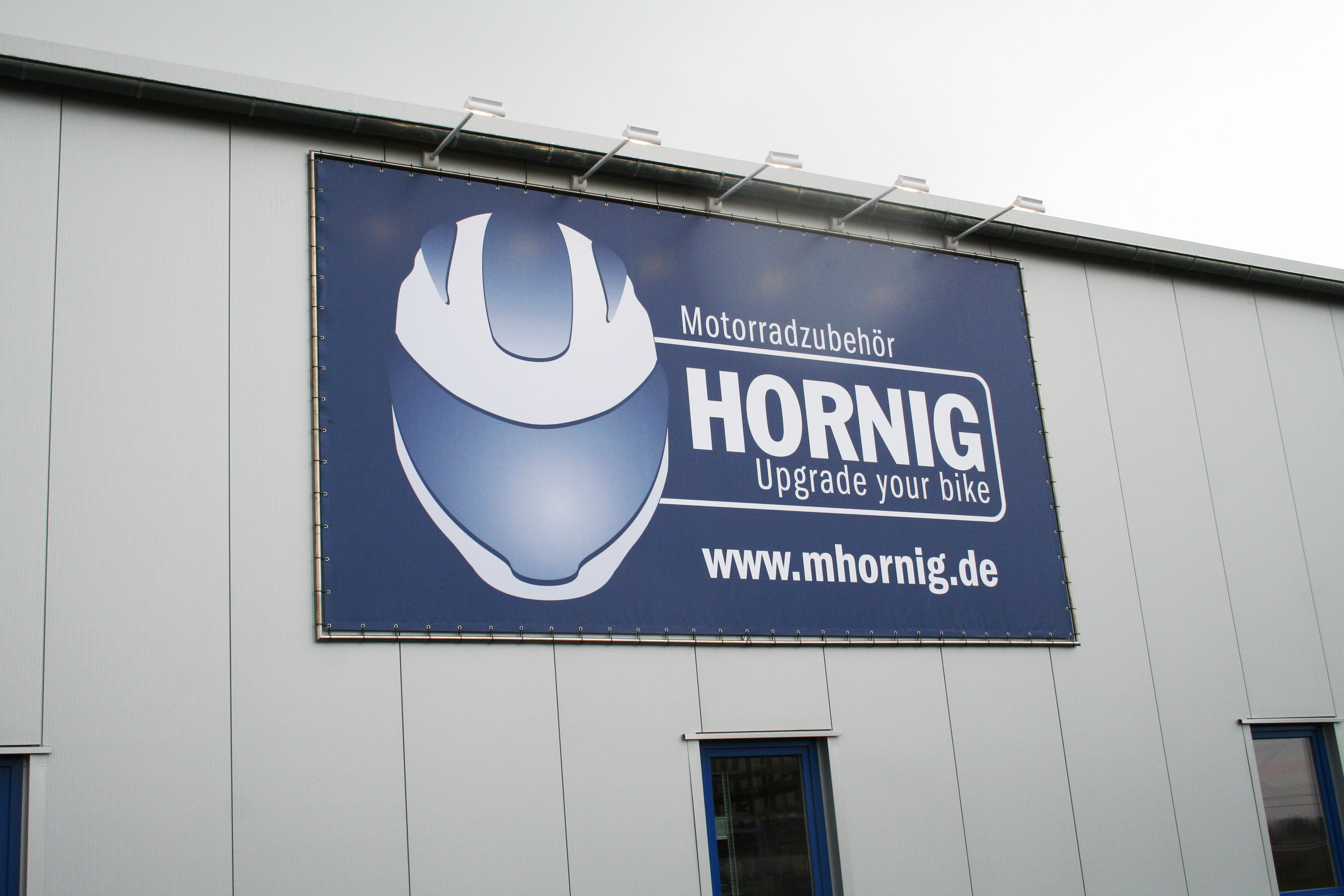 Motorradzubehör Hornig GmbH ist umgezogen Ihr BMW Motorradzubehör finden  Sie ab jetzt in Cham, Motorradzubehör Hornig